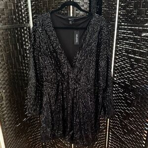 Boohoo Sequins Black Glitter Shiney Romper Plus sized NWT